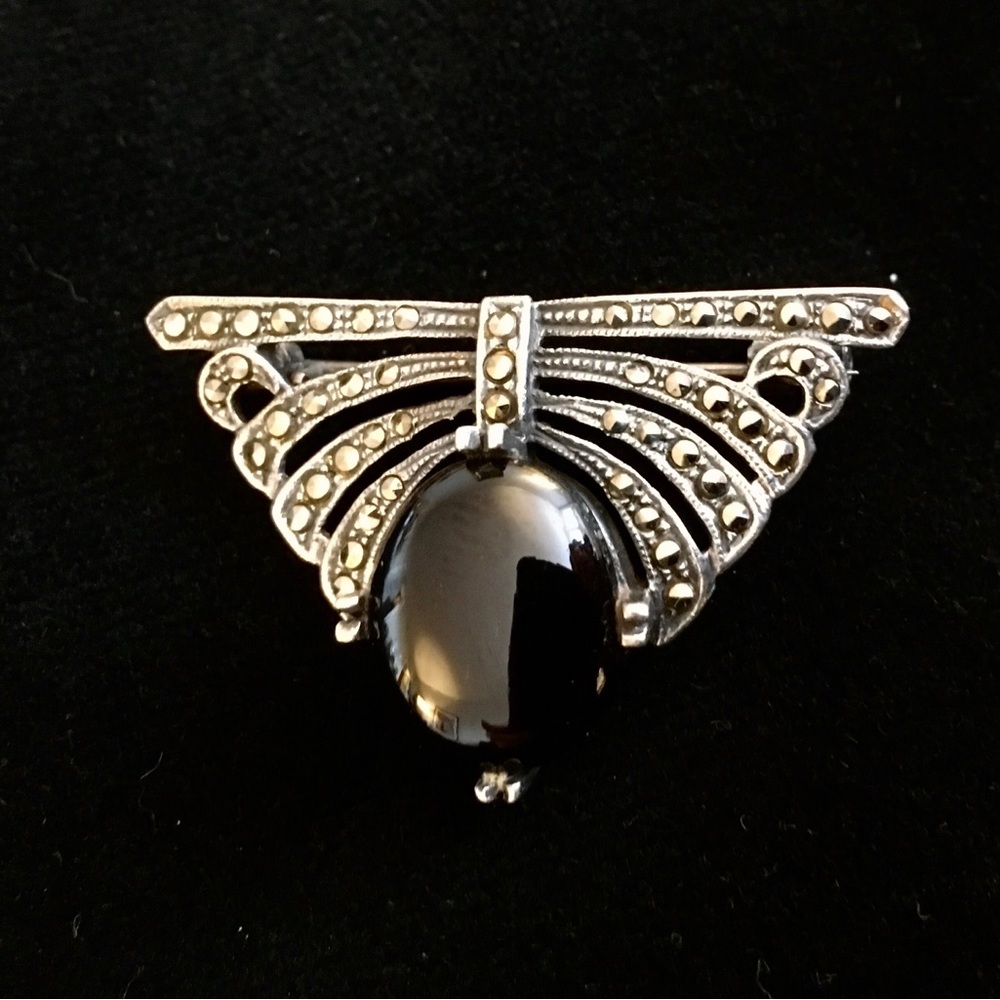 Vintage 80s Art Deco Revival Sterling/Marcasite Fan Brooch/Black Onyx Cabochon
